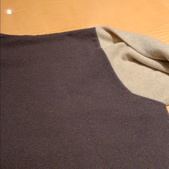 Looney Tunes edition brown & cream; 2 button clean - Picture 10 of 14